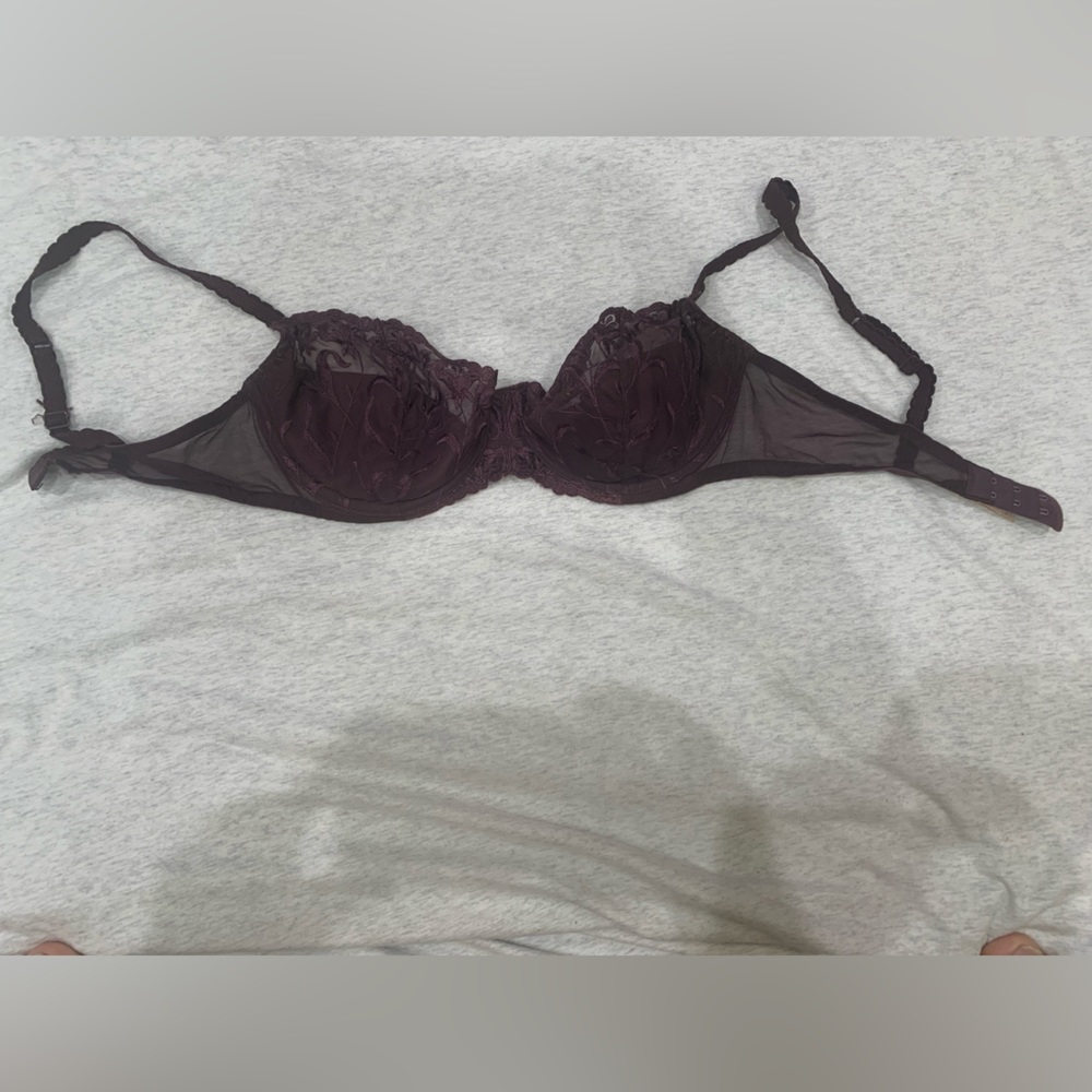 Victoria Secret bra burgundy 36C